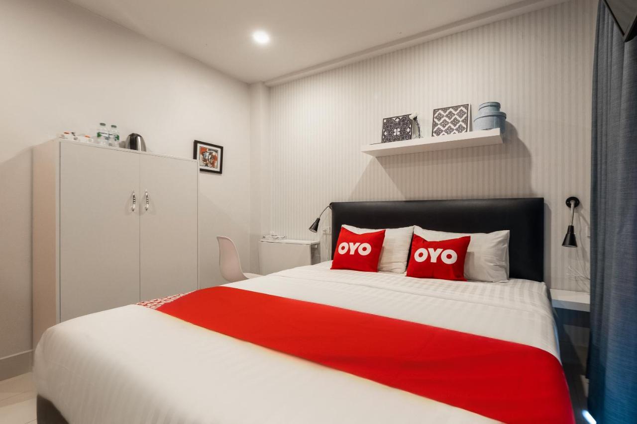 מלון בנגקוק Oyo 960 The Urban Age Deluxe מראה חיצוני תמונה